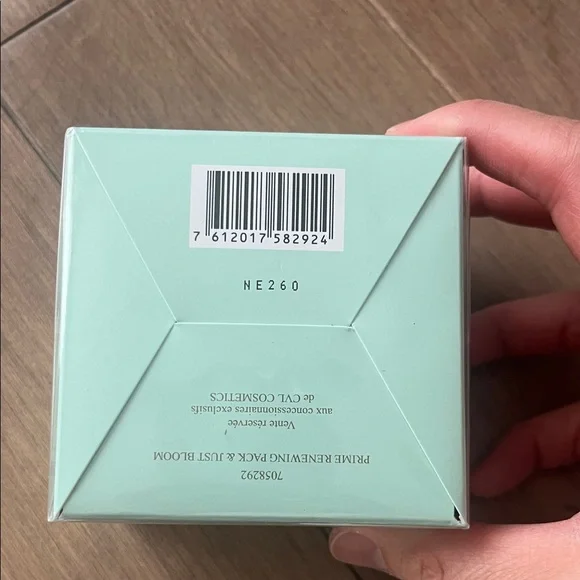 Valmont Prime Renewing Pack 2 x 50ml New Sealed - Picture 4 of 9